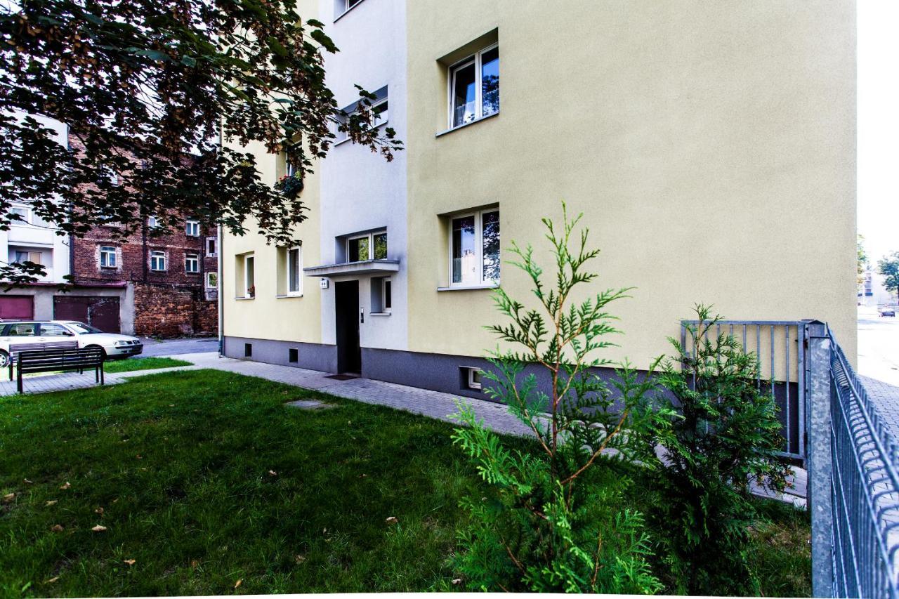 Batory Apartament Chorzów Exteriör bild